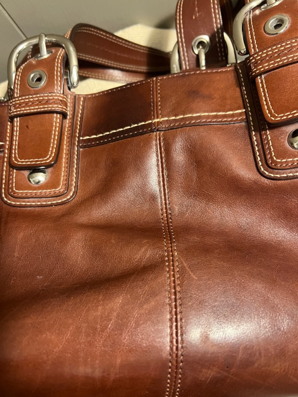 Vintage Coach Hampton Pleated Leather Satchel (style F18792) - Picture 11 of 14